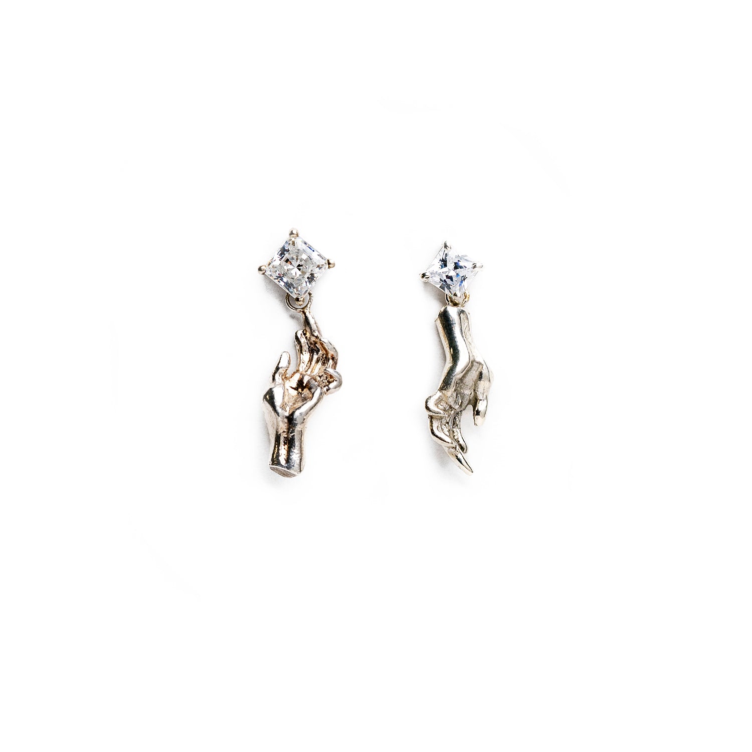 Te Asymmetric Earrings in Silver